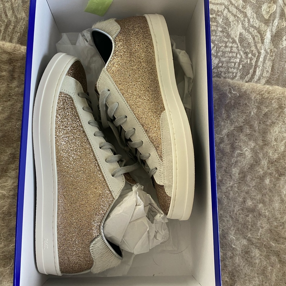 NWT P448 Glitter John Sneakers